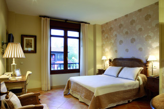 Hoteles rurales de Casonas Asturianas: habitación del hotel Arpa de Hierba.