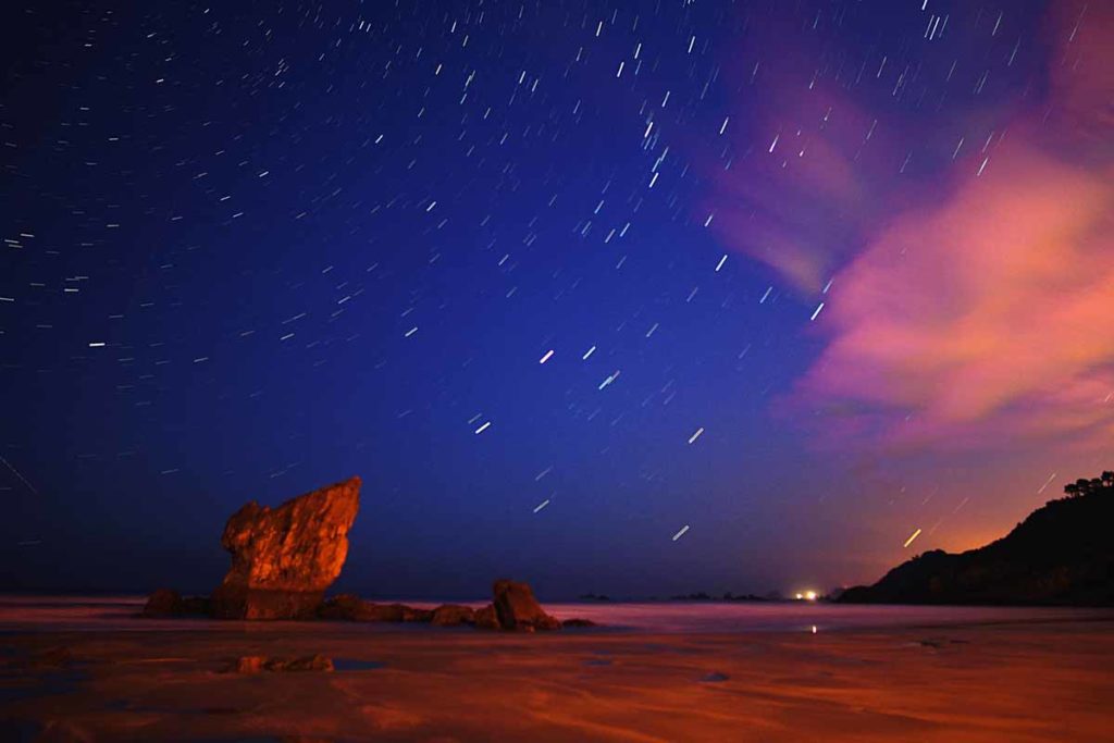 estrellas desde una playa de Asturias