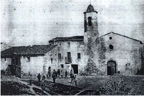 Imagen de la iglesia del pueblo desaparecido de Mengollo